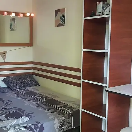 Authentic Dacha בית נופש *